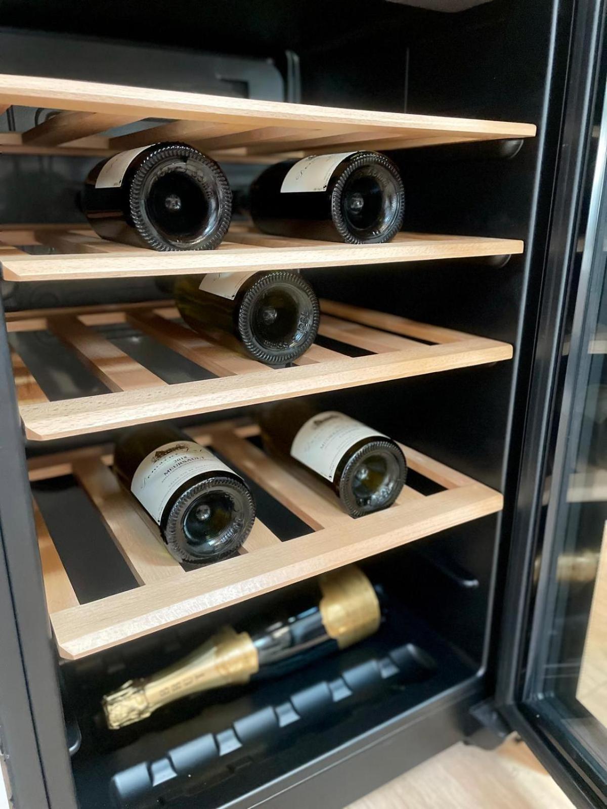 Into The Wine Apartment ดีจอง ภายนอก รูปภาพ